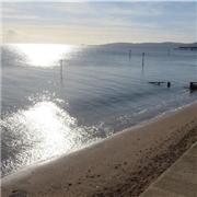 Lovely morning along tyhe front in teignmouth Sun 06th